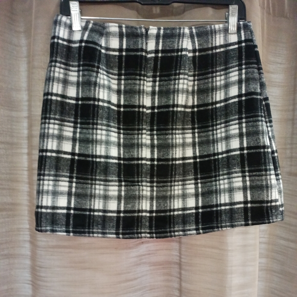 🆕 forever 21 Plaid Fleece Mini Skirt Large - Picture 3 of 5